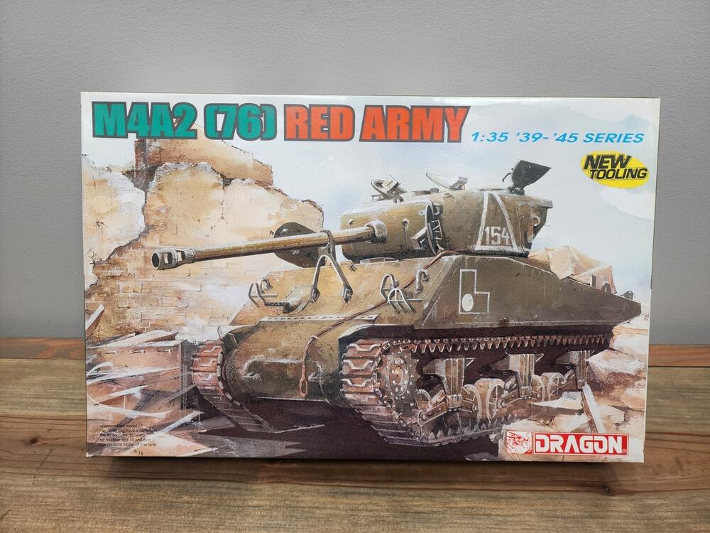 Dragon 1/35 M4A2 (76) Red Army Sherman #6188 Model Kit